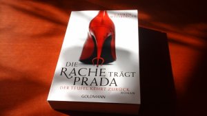 gebrauchtes Buch – Lauren Weisberger – Die Rache trägt Prada. Der Teufel kehrt zurück