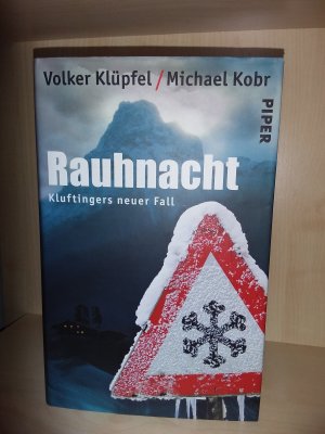 gebrauchtes Buch – Klüpfel, Volker; Kobr, Michael – Rauhnacht - Kluftingers neuer Fall