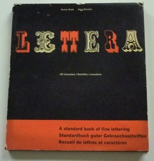 Lettera - 250 characters/ Schriften/caracteres