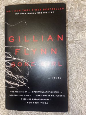 gebrauchtes Buch – Gillian Flynn – Gone Girl