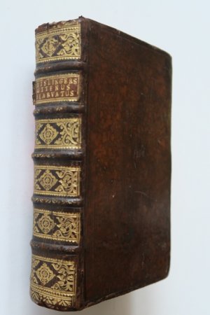 Weislinger, J. N. Huttenus delarvatus. Das ist die Wahrhaffte Nachricht ... Erste Ausgabe. Konstanz und Augsburg 1730. * Mit gefaltetem Titel in Rot und […]