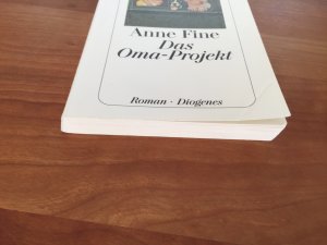 gebrauchtes Buch – Anne Fine – Das Oma-Projekt