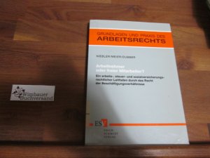 gebrauchtes Buch – Niebler, Michael – Arbeitnehmer oder freier Mitarbeiter?