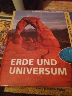 gebrauchtes Buch – Reader's Digest Wissenswelt – Erde und Universum