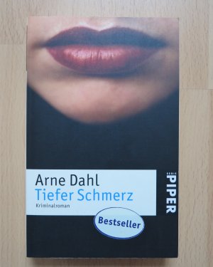 gebrauchtes Buch – Arne Dahl – Tiefer Schmerz