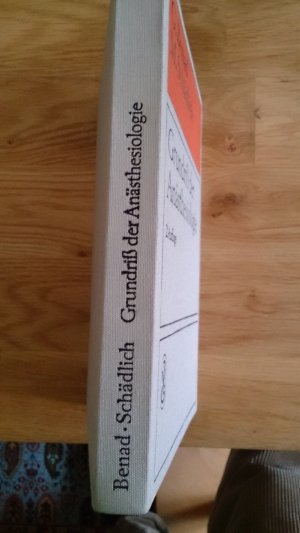 gebrauchtes Buch – G. Benad – Grundriß der Anästhesiologie