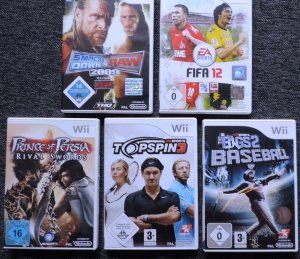 gebrauchtes Spiel – 5x Wii Sport Spiele mit TopSpin3, BIGS 2 Baseball, Prince of Persia, FIFA 12,...