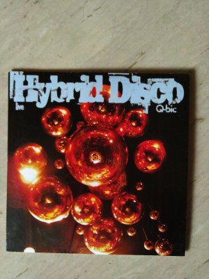 Q-bic  Hybrid Disco