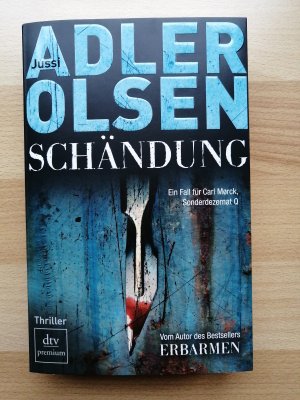 gebrauchtes Buch – Jussi Adler-Olsen – Schändung - Der zweite Fall für Carl Mørck, Sonderdezernat Q, Thriller