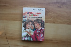 gebrauchtes Buch – Enid Blyton – Hanni und Nanni gründen einen Klub