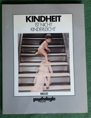 gebrauchtes Buch – Div – Kindheit ist nicht kinderleicht