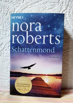 gebrauchtes Buch – Nora Roberts – Schattenmond