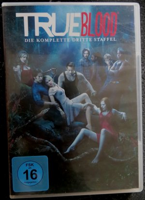 gebrauchter Film – True Blood - Die komplette dritte Staffel; 5 Discs