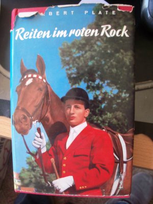 Reiten im roten Rock