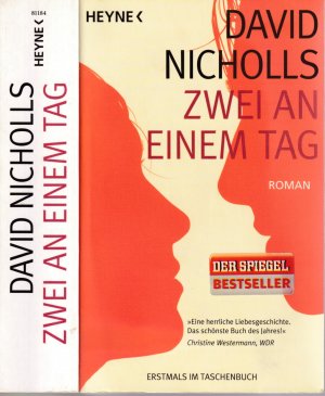 gebrauchtes Buch – David Nicholls – David Nicholls ***ZWEI AN EINEM TAG *** wo sind sie in 20 Jahren *** Gerade stelle ich mir dich mit 40 vor!« *** Herrliche Liebesgeschichte***  Taschenbuch von 2011, Heyne Verlag, 541 Seiten. Sehr gut erhalten. KEINE Lesefalten.