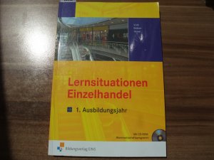 gebrauchtes Buch – Voth, Martin; Bräker – Informationshandbücher und Lernsituationen Einzelhandel - nach Ausbildungsjahren / Einzelhandel nach Ausbildungsjahren - Lernsituationen - 1. Ausbildungsjahr; MI CD