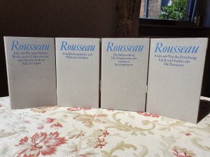 4 Bände - Die Bekenntnisse, Die Träumereien des einsamen Spaziergängers. / Julie oder die neue Heloise. / Emile, Emile ind Sophie. / Sozialphilosophische […]