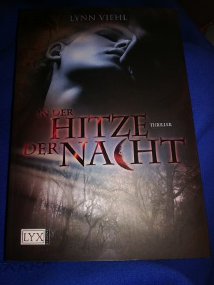 gebrauchtes Buch – Lynn Viehl – In der Hitze der Nacht