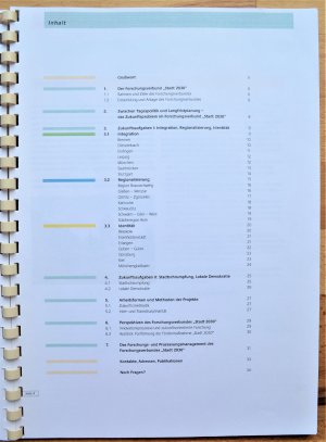 gebrauchtes Buch – Sandra Klatt – Auf dem Weg zu Stadt 2030. Leitbilder, Szenarien und Konzepte für die Zukunft der Stadt.