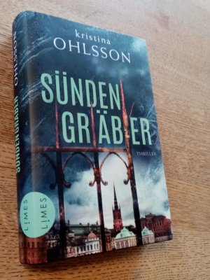 gebrauchtes Buch – Kristina Ohlsson – Sündengräber. Thriller