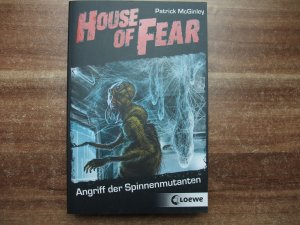 gebrauchtes Buch – Patrick McGinley – House of Fear - Angriff der Spinnenmutanten