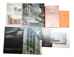 Benno Schmoldt, Zur Geschichte des Gymnasiums; Fritz Blättner, Das Gymnasium; 150 Jahre Seminar Thun 1838-1988; 125 Jahre Kantonsschule Zug 1861-1986; […]