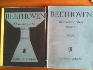 Klaviersonaten. Band I: Nr. 1 - 15. Band II: Nr. 16 - 32. Zusammen 2 Hefte. Nach Eigenschriften und Originalausgaben herausgegeben von B. A. Wallner. […]