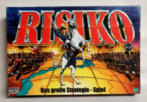 gebrauchtes Spiel – Albert Lamorisse – Risiko A37 das große Strategiespiel 2000 Hasbro - Parker - für 2 - 6 Spieler - ab 10 Jahren - Spieledauer 40 Minuten