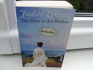 gebrauchtes Buch – Judith Lennox – DAS HAUS IN DEN WOLKEN