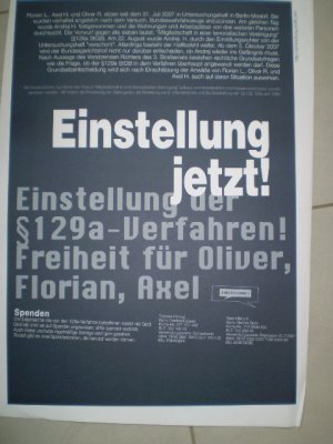 Rote Hilfe e.V.: Einstellung jetzt! Einstellung der § 129a-Verfahren! Freiheit für Oliver, Florian, Axel (RAF, RZ, Antifa, Autonome) Plakat, Poster