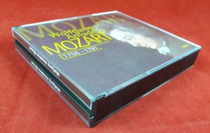 gebrauchter Tonträger – Wolfgang Amadeus Mozart 1756-1791. Vida e Obra. Biografia com tres CDs