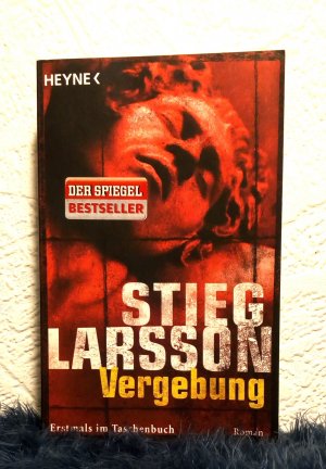 gebrauchtes Buch – Stieg Larsson – Vergebung (3)