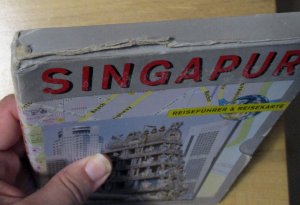 gebrauchtes Buch – Singapur Reiseführer und Reisekarte