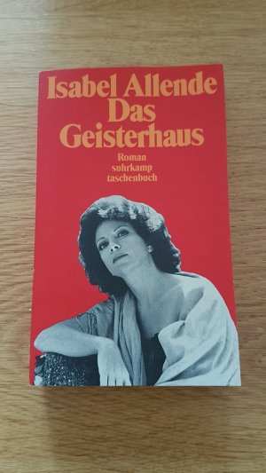 gebrauchtes Buch – Isabel Allende – Das Geisterhaus