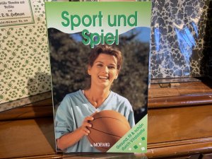 gebrauchtes Buch – Medizin-Redaktion Klaus Oberbeil – Sport und Spiel. Reihe: Gesund, fit & schön durch Vitalstoffe.