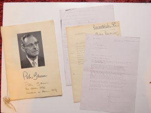 Peter Bamm /Curt Emmrich seltenes Konvolut: Peter Bamm gibt Auskunft über Peter Bamm , signiert + Telegramm + Geburtsurkunde + signierter Brief (1959)