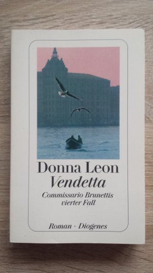 gebrauchtes Buch – Donna Leon – Vendetta - Commissario Brunettis vierter Fall