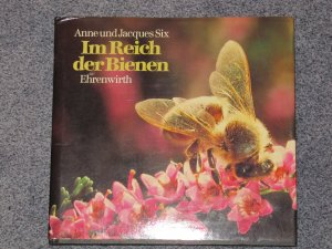 gebrauchtes Buch – Six, Jacques; Six – Im Reich der Bienen