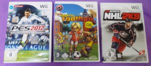 gebrauchtes Spiel – Nintendo Wii Spielesammlung 3 Spiele NHL2K9 , PES2012, Kidz Sport Football