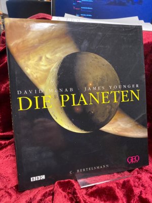 gebrauchtes Buch – McNab, David und James Younger – Die Planeten.