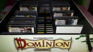 Dominion. Hinterland.   5.Erweiterung  Kartenspiel, Gesellschaftsspiel und Zusatzkarten