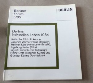 9 Ausgaben Berliner Forum 1. Berliner Forum 4/ 84. Byzanz in Berlin. Der Klosterhof im Schloßpark Glienicke. Gerd-H. Zuchold. 2. Berliner Forum 5/ 85. Berlins kulturelles Leben 1984. - Hellmut Kotschenreuther, Werner Preuß etc. 3. Berliner Forum 2/ 84. Blockade Luftbrücke. Andreas Anderhub Jack O. Bennett 4. Berliner Forum 6/ 85. Stadt der Chancen. Eberhard Diepgen. - signiert 5. Berliner Forum 3/76. Hans Günther: E. T. A. Hoffmanns Berliner Zeit.als Kammergerichtsrat 6. Berliner Forum 2/ 85. Berliner Pflanzen. Norbert Schindler. 7. 2/ 84 - 8. 1/ 85 9. 5 /85