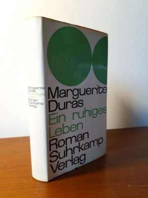 Ein ruhiges Leben. Roman. Deutsch von W. M. Guggenheimer.