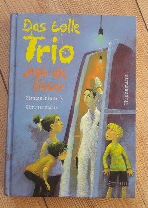 Das tolle Trio jagt die Elster