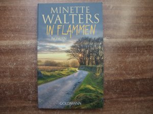 gebrauchtes Buch – Minette Walters – In Flammen