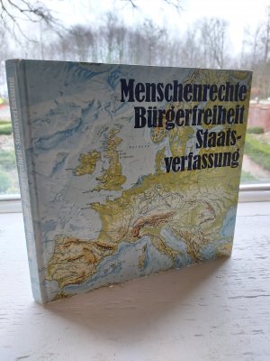 gebrauchtes Buch – Menschenrechte Bürgerfreiheit Staatsverfassung