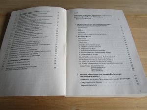 gebrauchtes Buch – Ministerium für Wissenschaft und Kunst Baden-Württemberg – Museumskonzeption Baden-Württemberg - Nr. 49