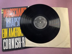 gebrauchter Tonträger – Warschauer Konzert / Rhapsody in blue / Ein Amerikaner in Paris / Cornish Rhapsody