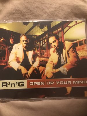 gebrauchter Tonträger – R’n‘G – Open up your mind