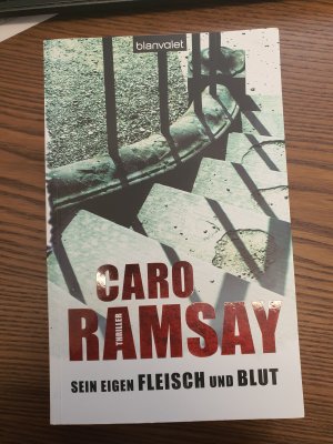 gebrauchtes Buch – Caro Ramsay – Sein eigen Fleisch und Blut